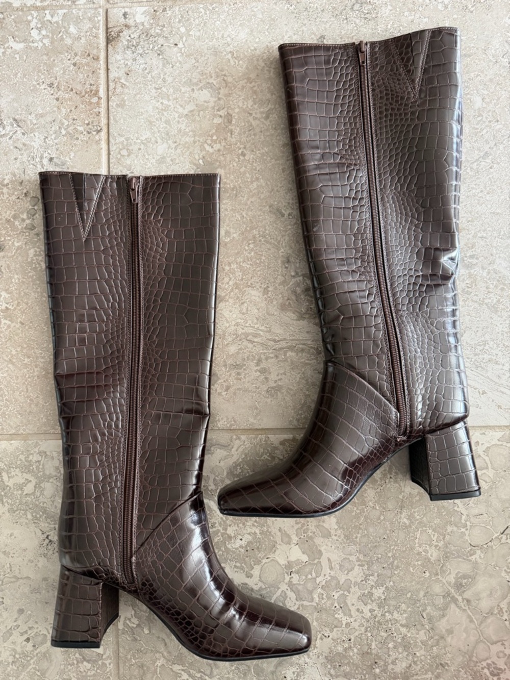 On 34th Millerr Square-Toe Knee High Boots Croc-Embossed in Mahogany Size 7, NEW - Picture 3 of 8